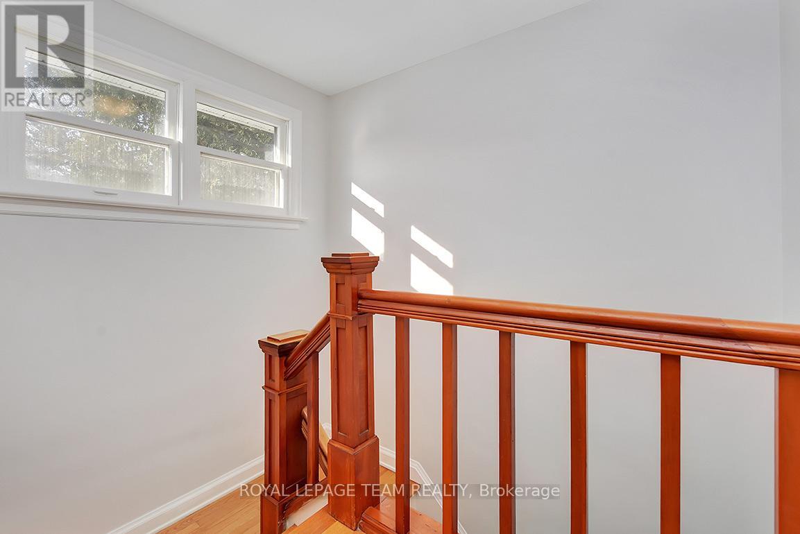 1151 Normandy Crescent, Ottawa, Ontario  K2E 5A5 - Photo 19 - X12909076
