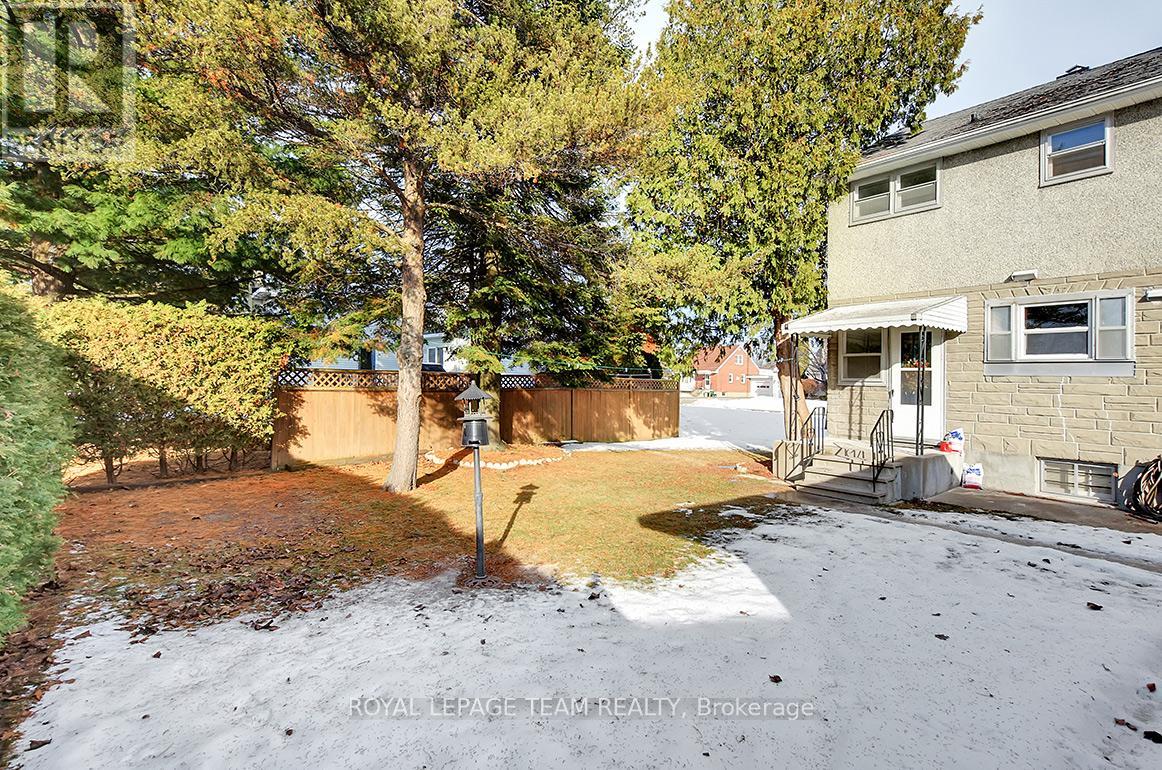 1151 Normandy Crescent, Ottawa, Ontario  K2E 5A5 - Photo 30 - X12909076