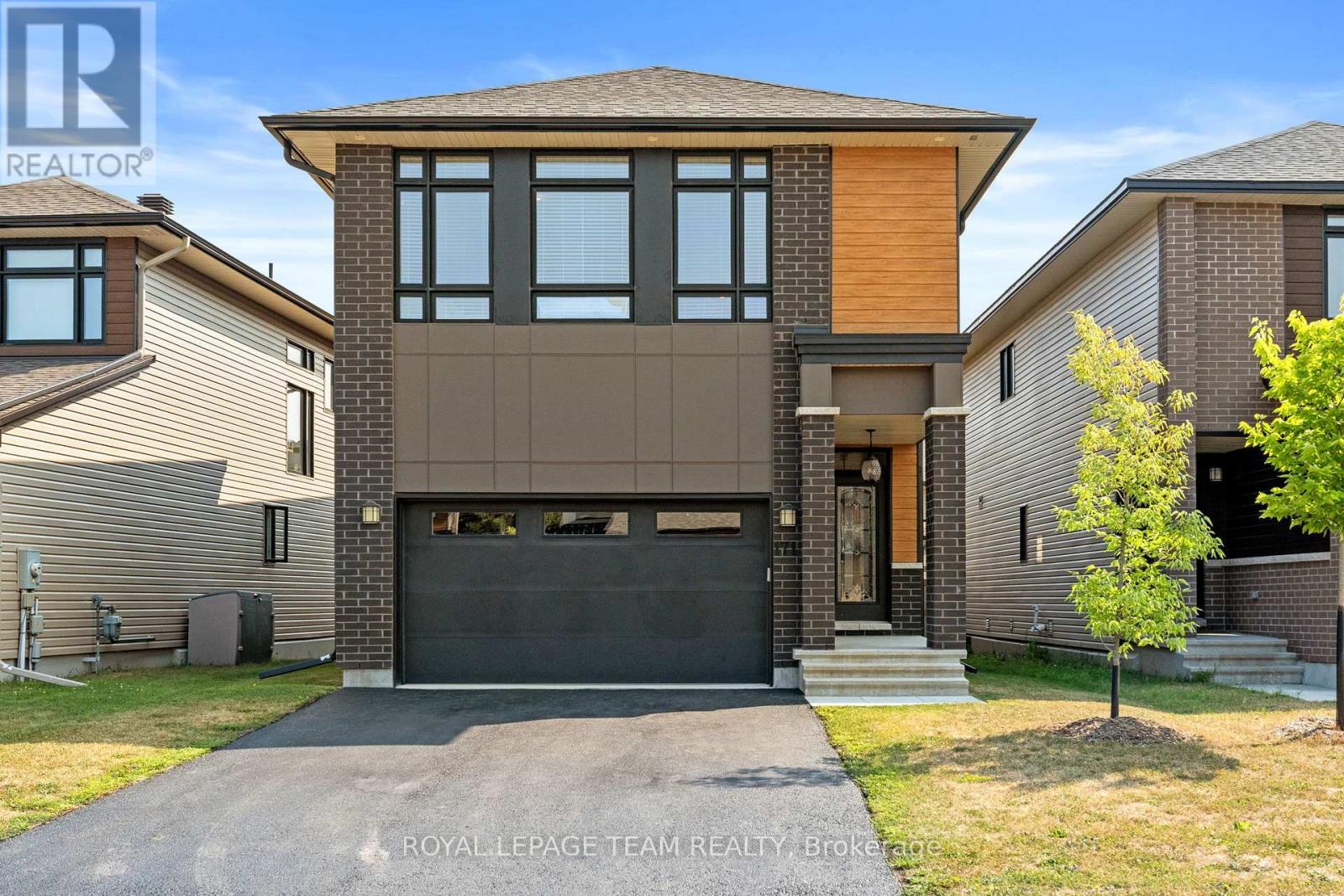 171 Bristol Crescent, North Grenville, Ontario  K0G 1J0 - Photo 2 - X12909266