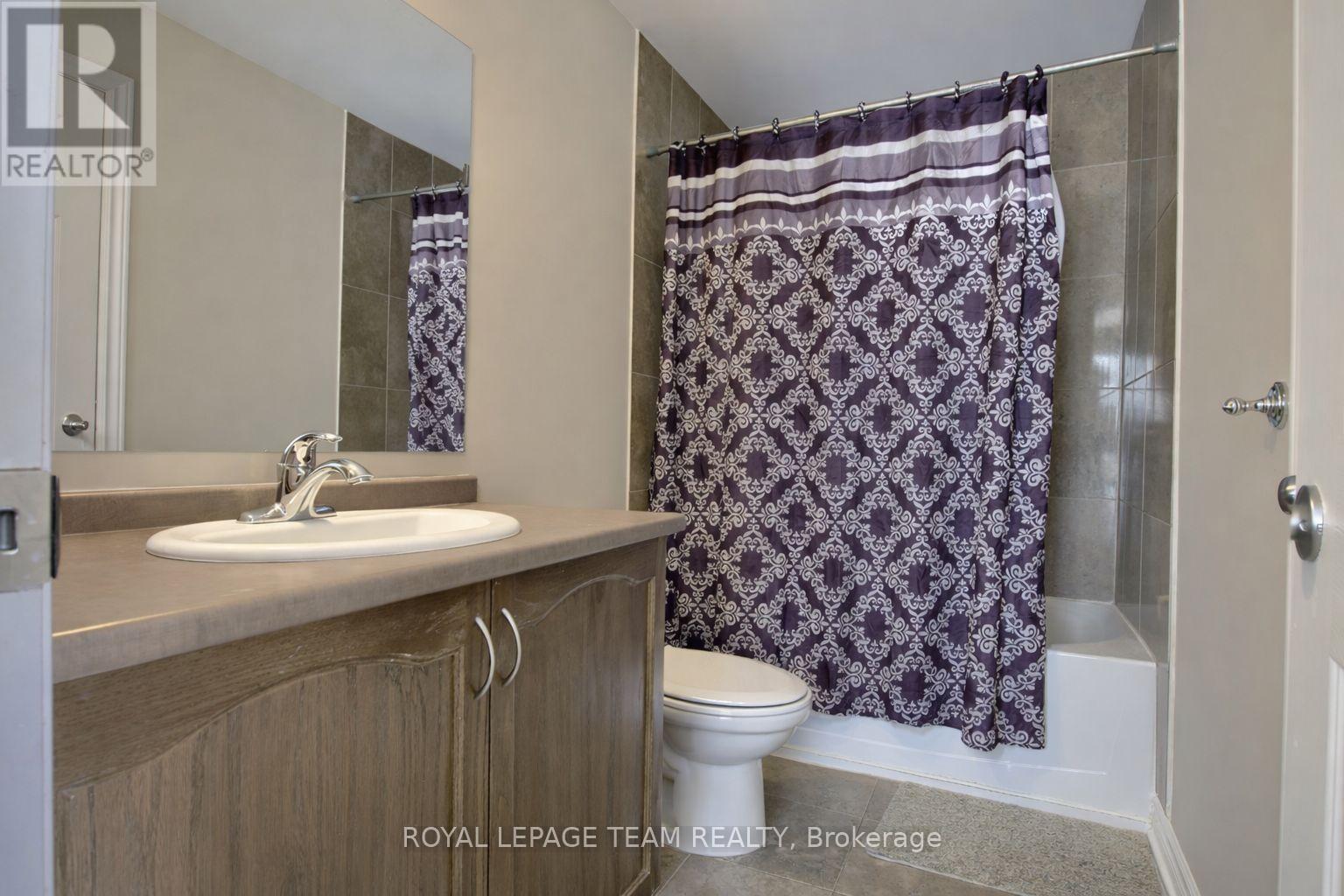 366 Tourmaline Crescent, Ottawa, Ontario  K2J 3T9 - Photo 11 - X12909334