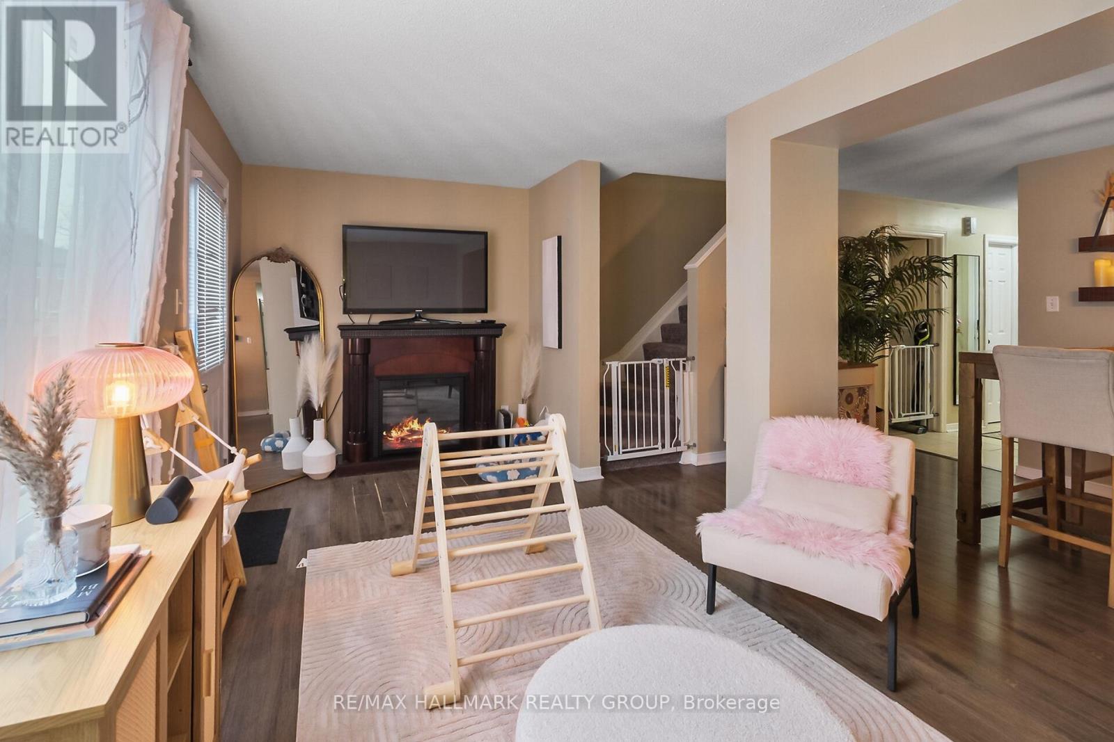 119 Teal Crescent, Ottawa, Ontario  K1E 2C1 - Photo 24 - X12909342