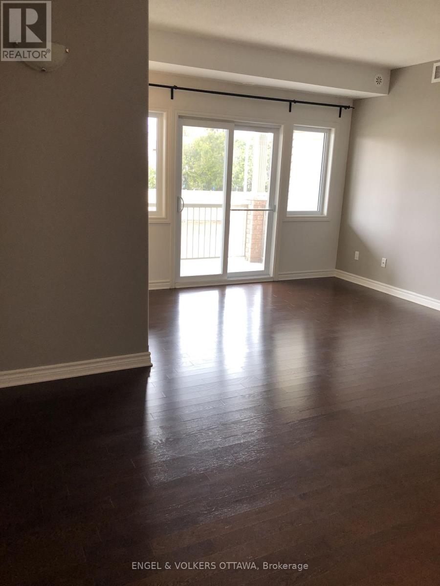 68 - 139 Harthill Way, Ottawa, Ontario  K2J 5V1 - Photo 8 - X12909354