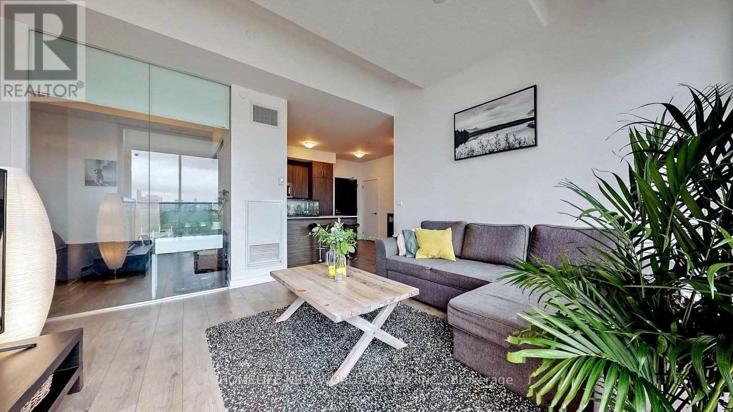 1023 - 297 College Street, Toronto (Waterfront Communities), Ontario  M5T 1S2 - Photo 5 - C12909082