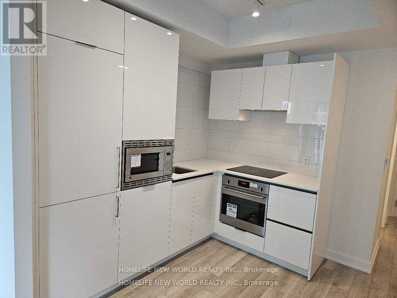 3005 - 238 Simcoe Street, Toronto (Kensington-Chinatown), Ontario  M5T 0E2 - Photo 6 - C12909092