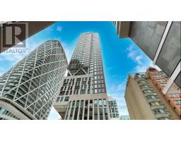 3005 - 238 SIMCOE STREET, Toronto, Ontario