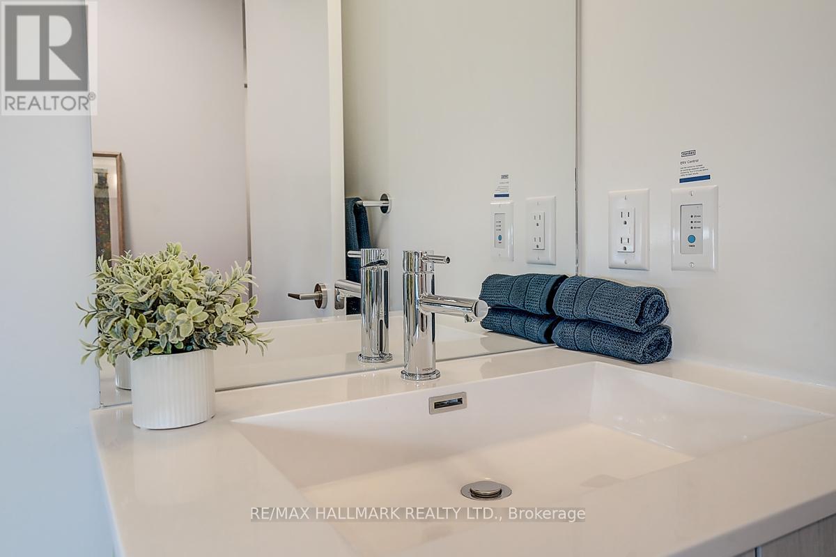 912 - 180 Front Street E, Toronto, Ontario  M5A 0K9 - Photo 36 - C12909132