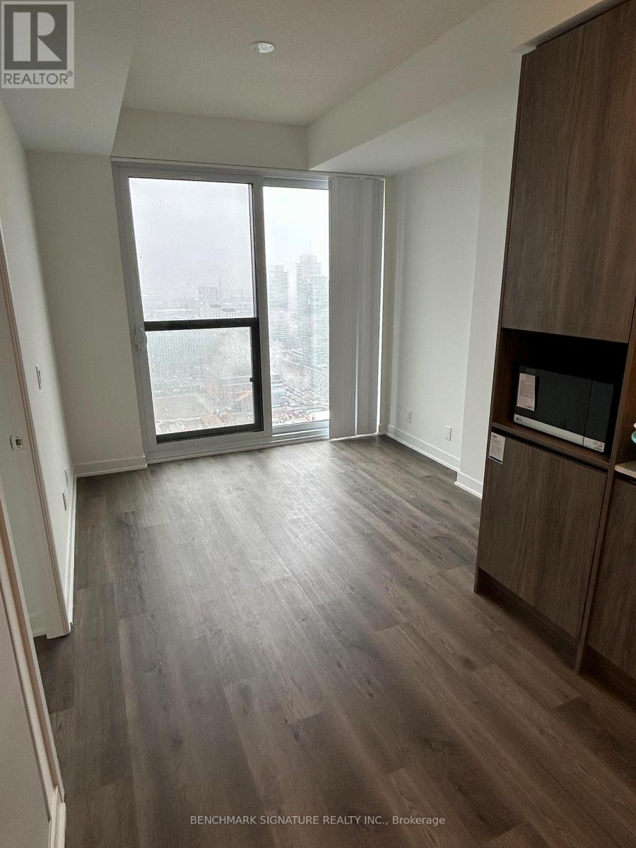 4005 - 180 Front Street E, Toronto, Ontario  M5A 0A9 - Photo 3 - C12909182