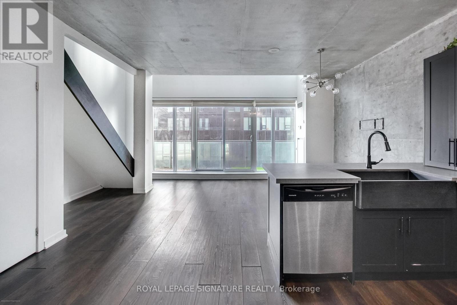 811 - 150 East Liberty Street, Toronto (Niagara), Ontario  M6K 3R5 - Photo 4 - C12909218