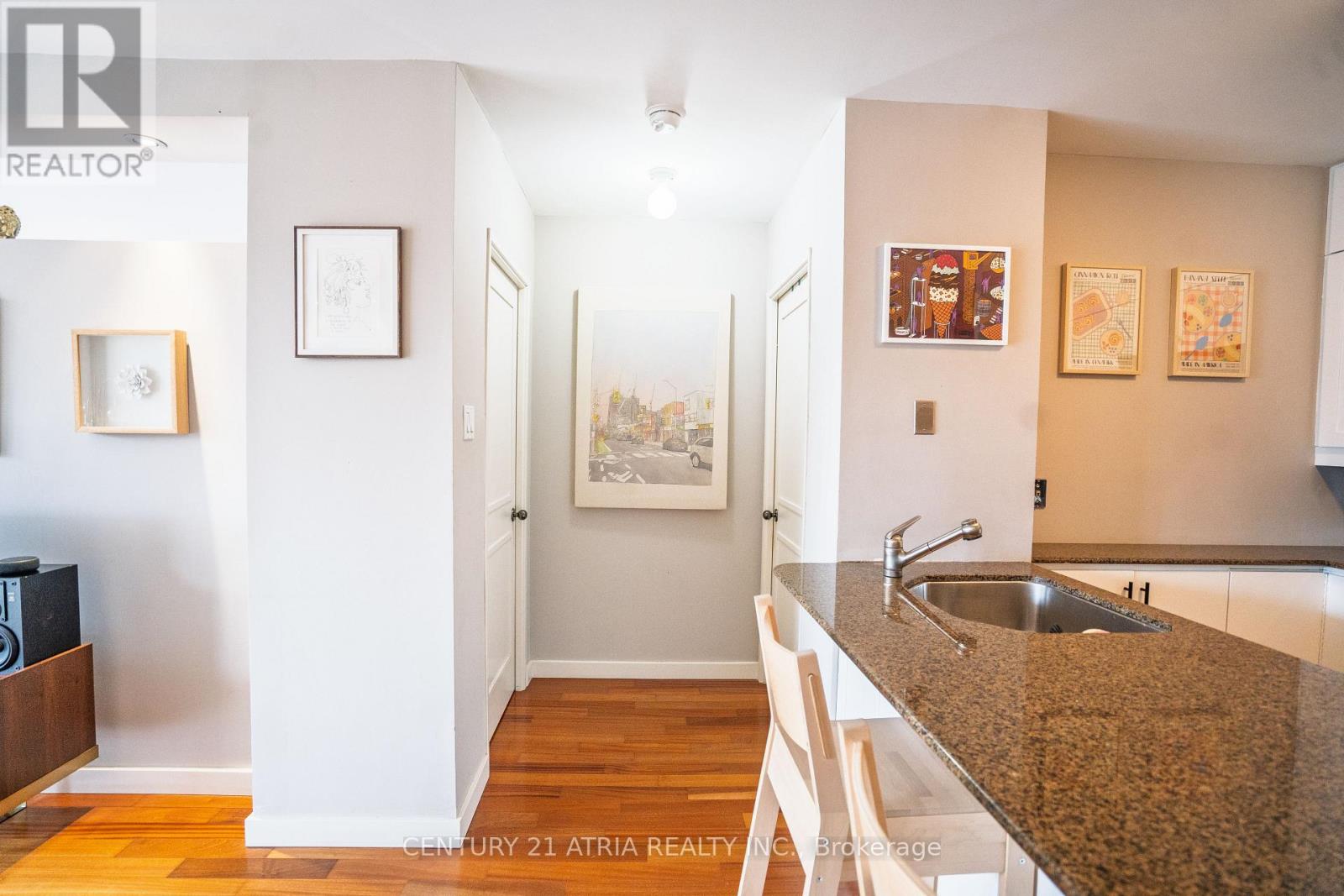 303 - 95 Lombard Street S, Toronto (Church-Yonge Corridor), Ontario  M5C 2V3 - Photo 10 - C12909228