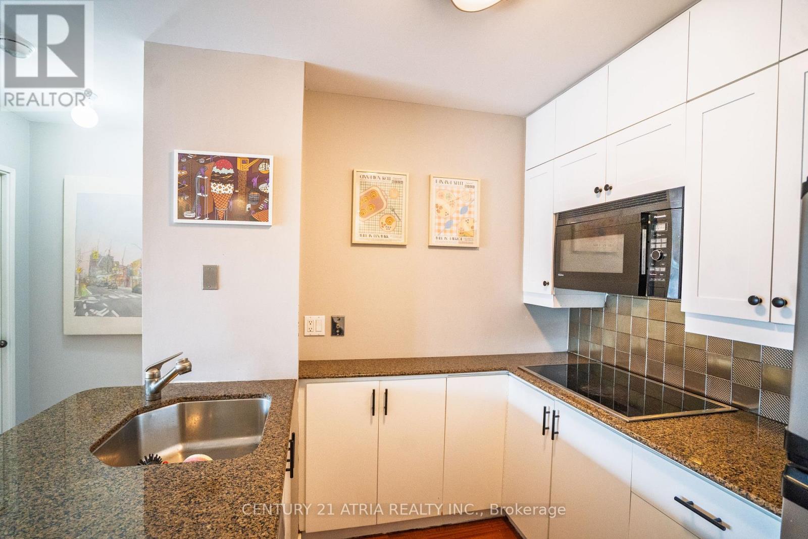 303 - 95 Lombard Street S, Toronto (Church-Yonge Corridor), Ontario  M5C 2V3 - Photo 6 - C12909228