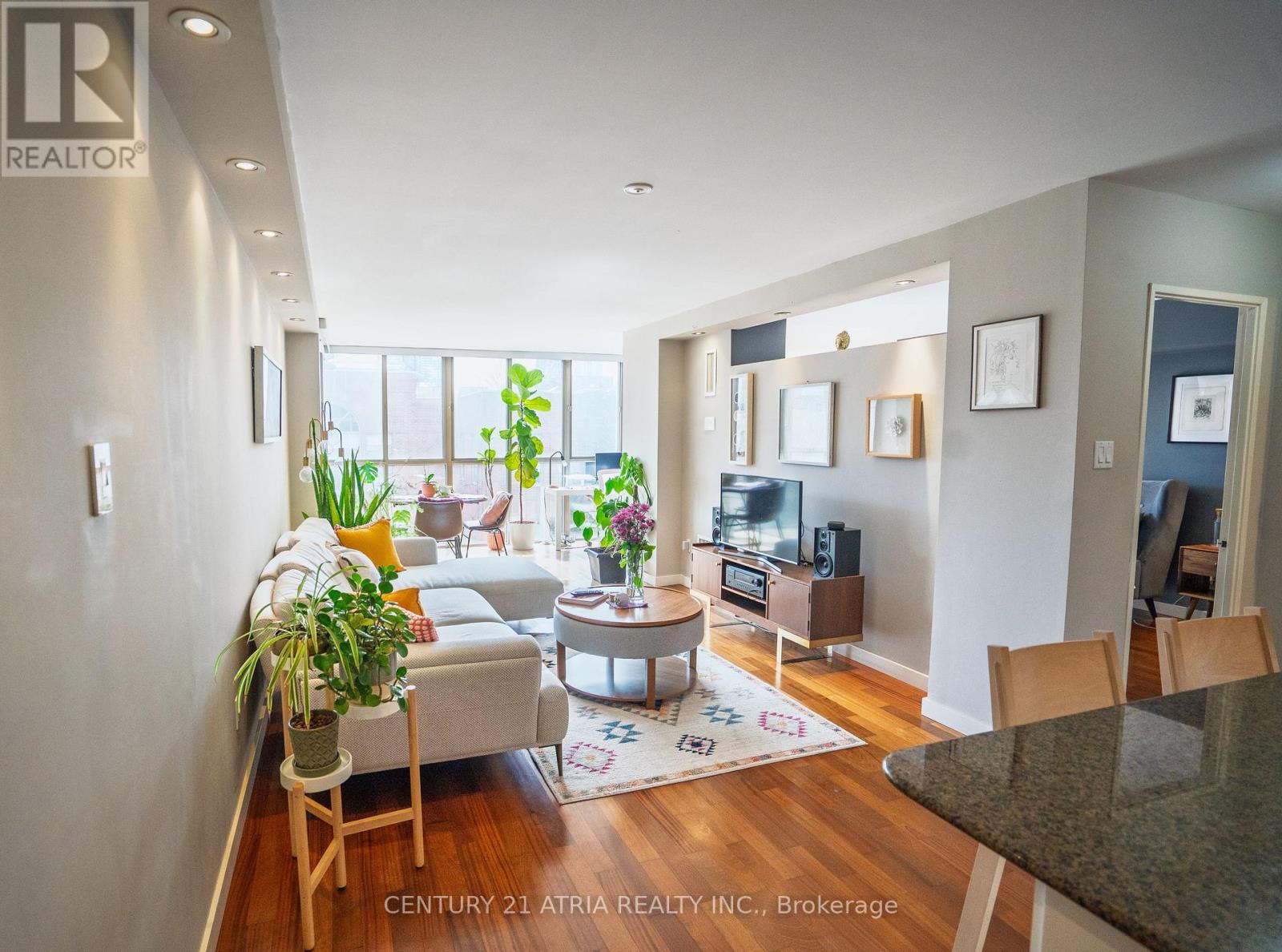 303 - 95 Lombard Street S, Toronto (Church-Yonge Corridor), Ontario  M5C 2V3 - Photo 9 - C12909228