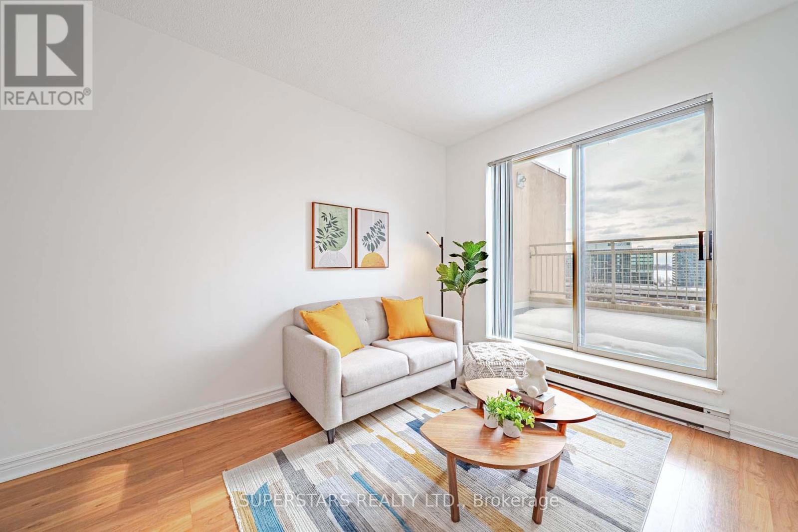 Ph16 - 65 Scadding Avenue, Toronto, Ontario  M5A 4L1 - Photo 2 - C12909242