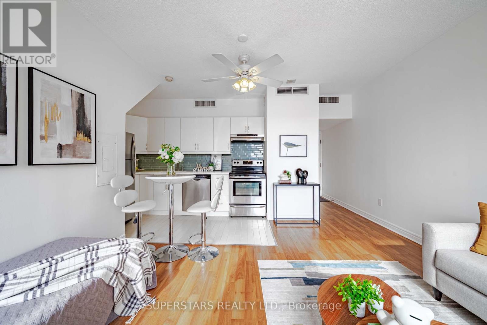 Ph16 - 65 Scadding Avenue, Toronto, Ontario  M5A 4L1 - Photo 4 - C12909242