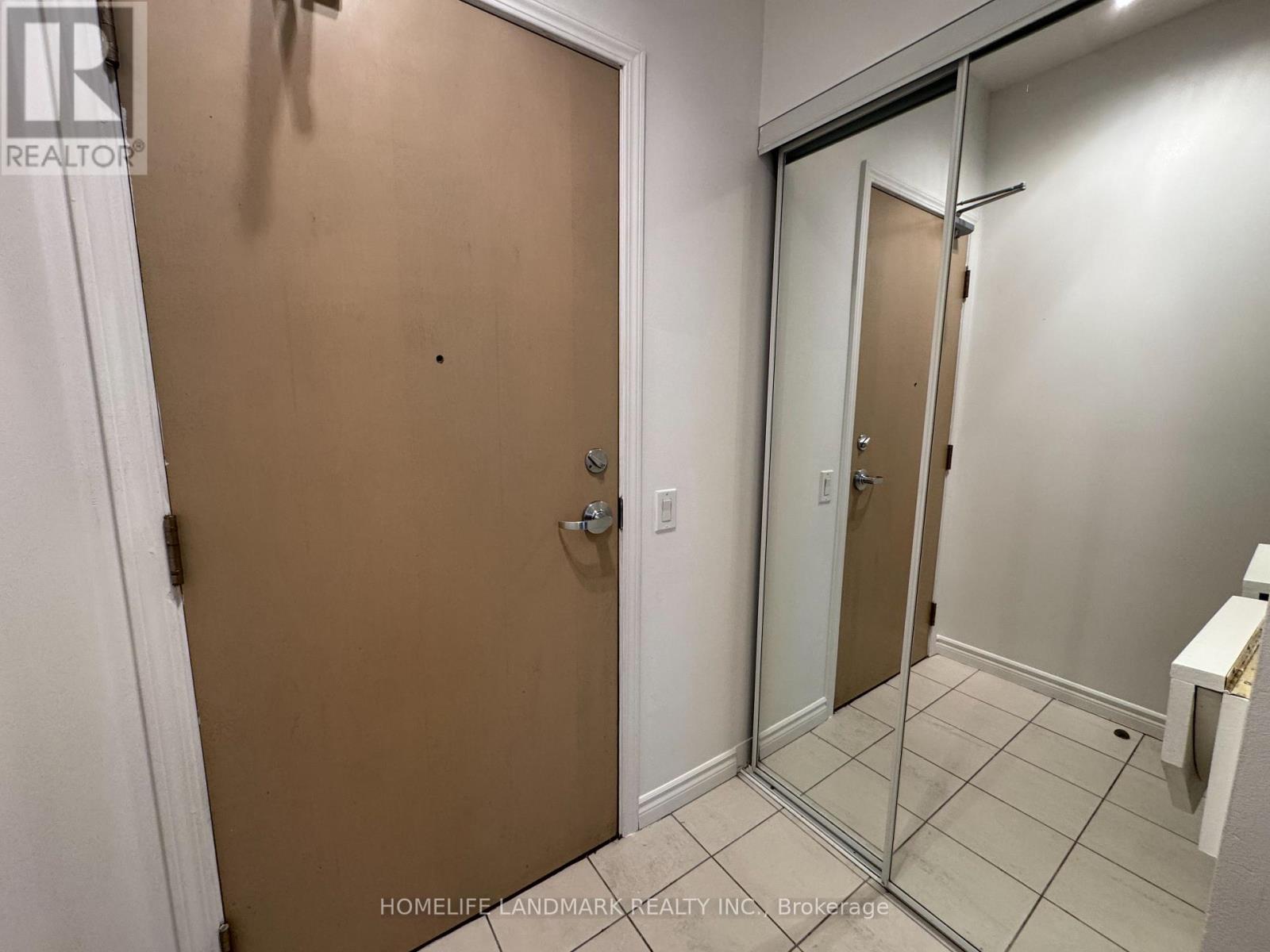 #306 - 60 Byng Avenue, Toronto (Willowdale East), Ontario  M2N 7K3 - Photo 2 - C12909256