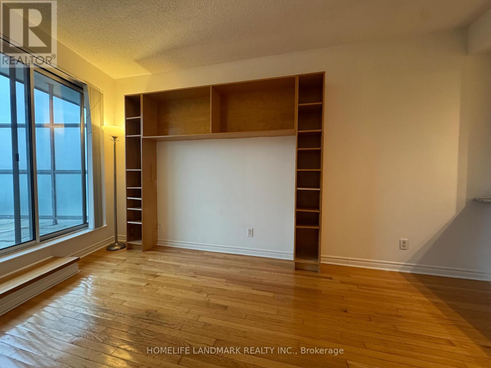 #306 - 60 Byng Avenue, Toronto (Willowdale East), Ontario  M2N 7K3 - Photo 9 - C12909256