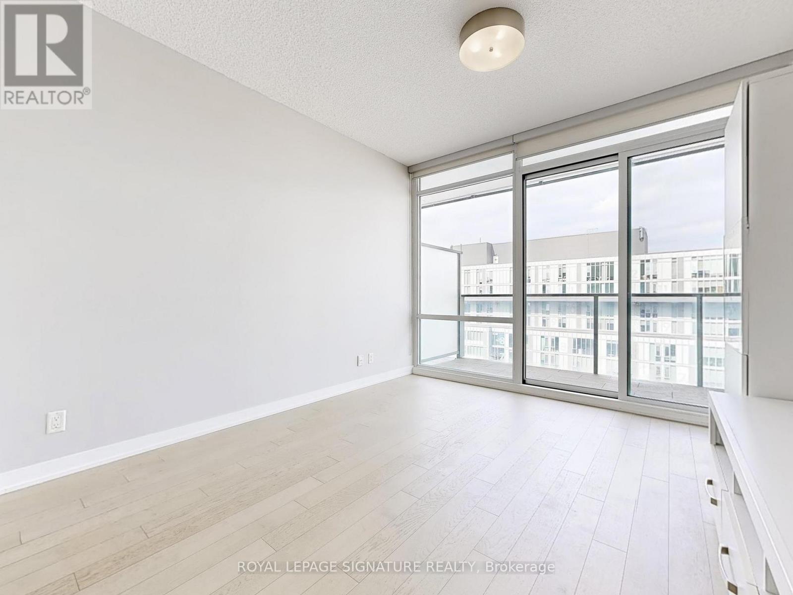 N1006 - 455 Front Street E, Toronto, Ontario  M5A 0G2 - Photo 3 - C12909296