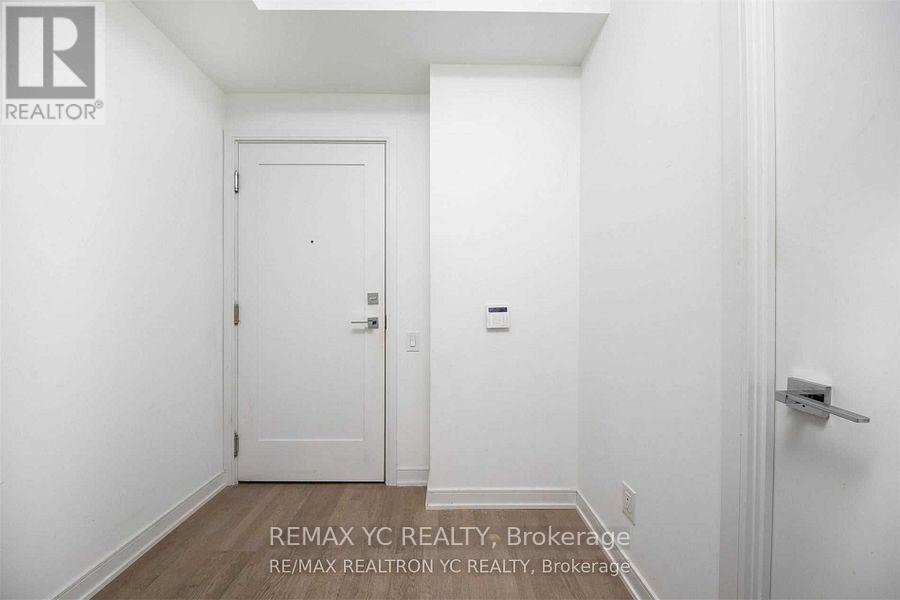 2801 - 57 St. Joseph Street, Toronto (Bay Street Corridor), Ontario  M5S 0C5 - Photo 15 - C12909300