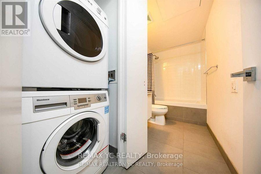 2801 - 57 St. Joseph Street, Toronto (Bay Street Corridor), Ontario  M5S 0C5 - Photo 16 - C12909300