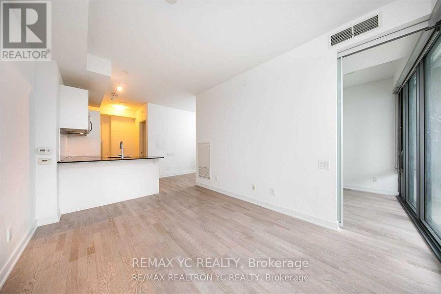 2801 - 57 St. Joseph Street, Toronto (Bay Street Corridor), Ontario  M5S 0C5 - Photo 8 - C12909300