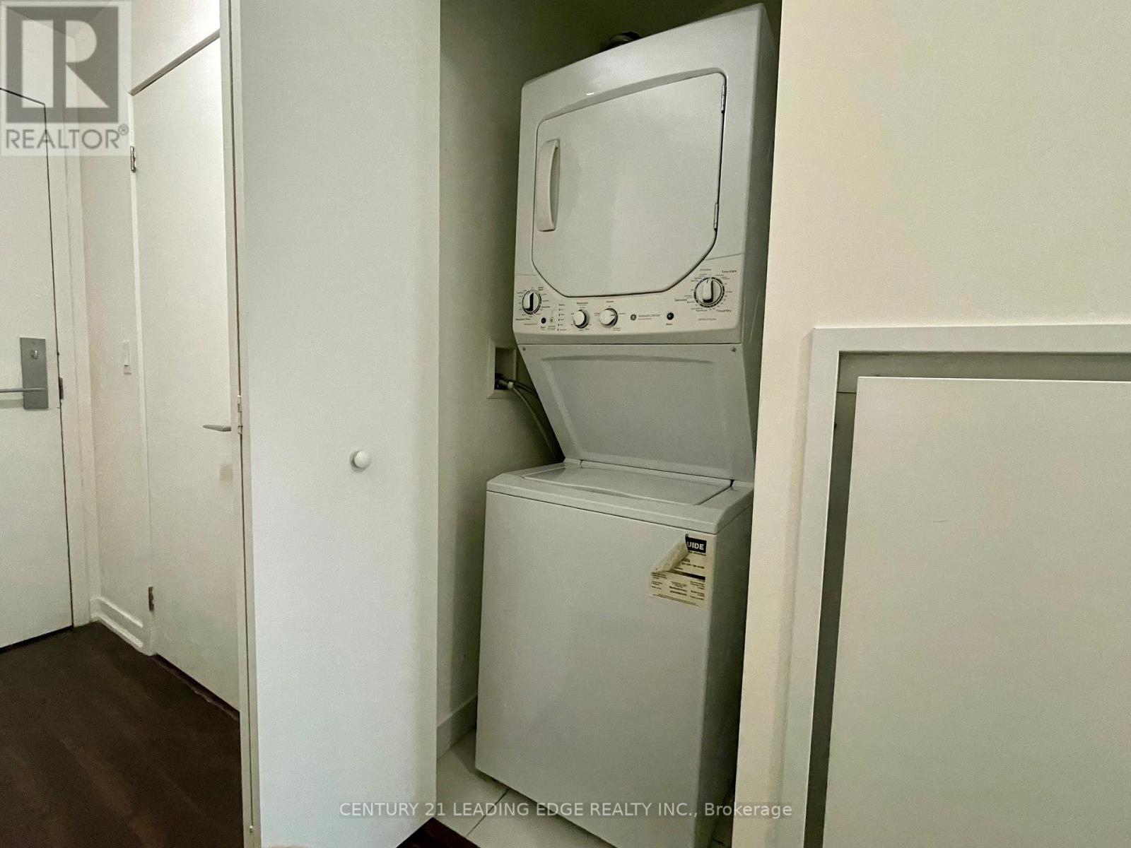 2201 - 51 East Liberty Street, Toronto (Niagara), Ontario  M6K 3P8 - Photo 11 - C12909302