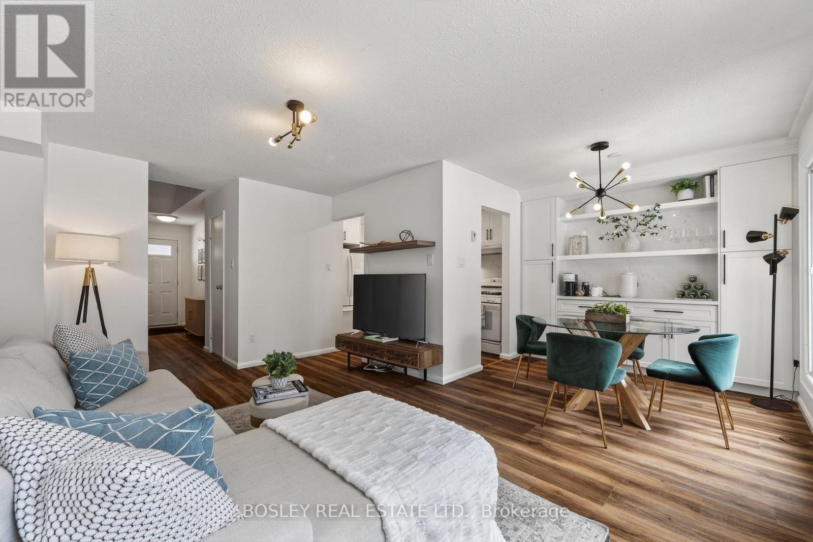 225 - 46 ROCK FERN WAY, toronto (don valley village), Ontario