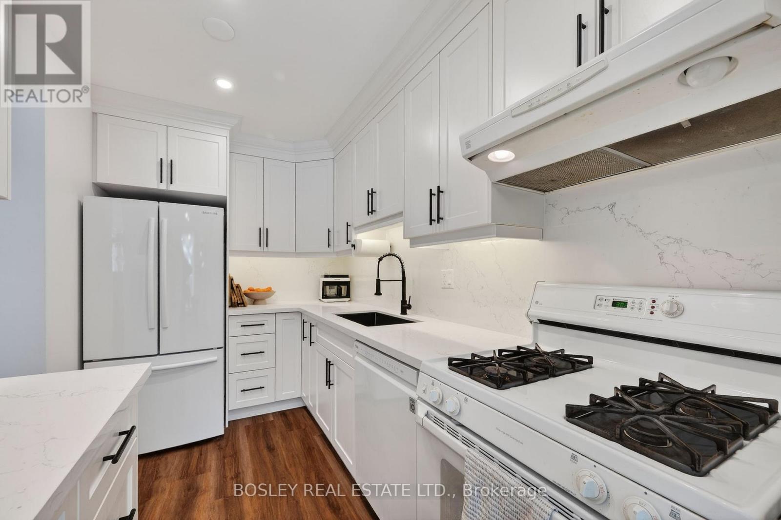 225 - 46 Rock Fern Way, Toronto (Don Valley Village), Ontario  M2J 4N4 - Photo 11 - C12909318