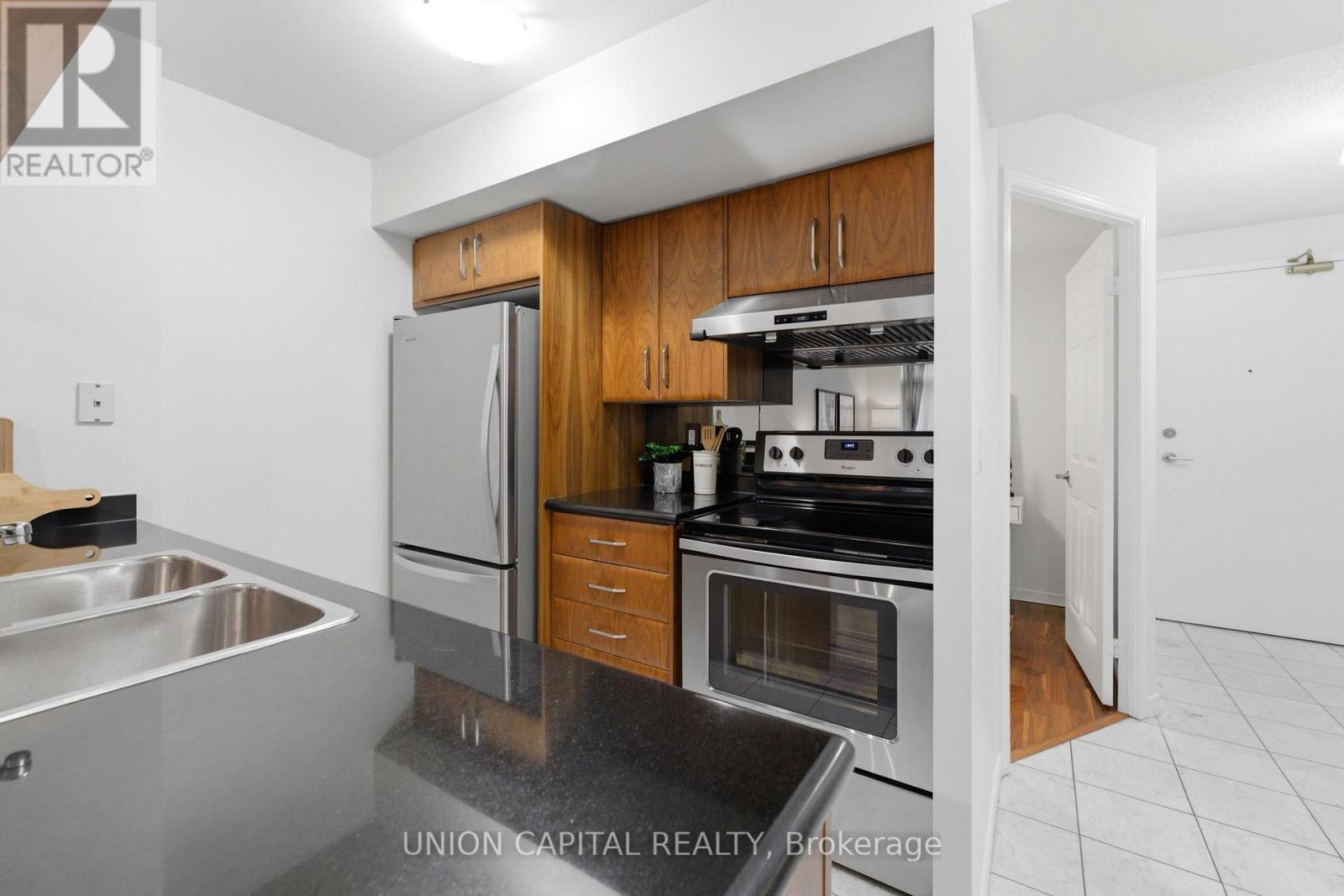 1123 - 109 Front Street E, Toronto, Ontario M5A 4P7 - Photo 10 - C12909324