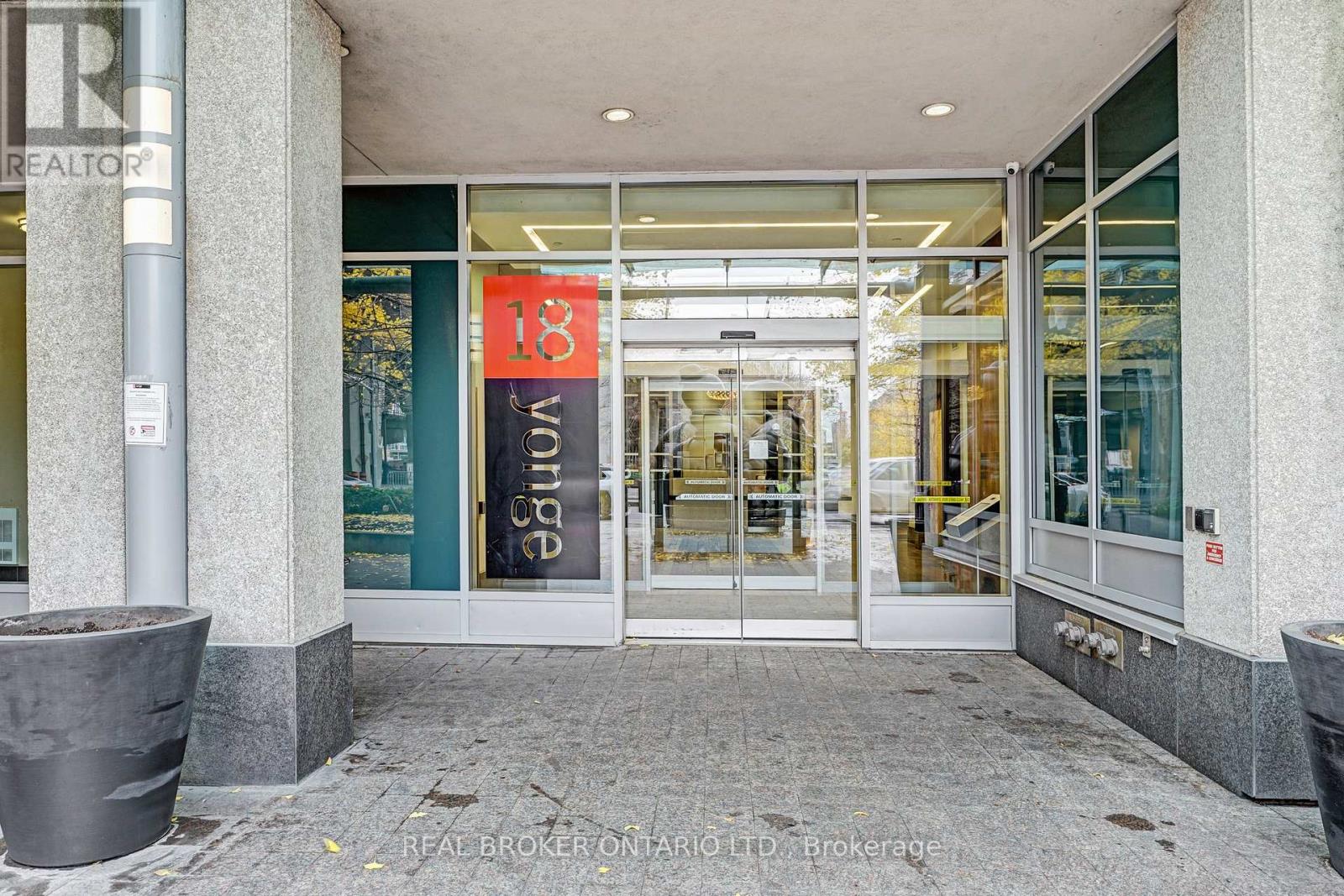 1013 - 18 Yonge Street, Toronto (Waterfront Communities), Ontario  M5E 1Z8 - Photo 23 - C12909356