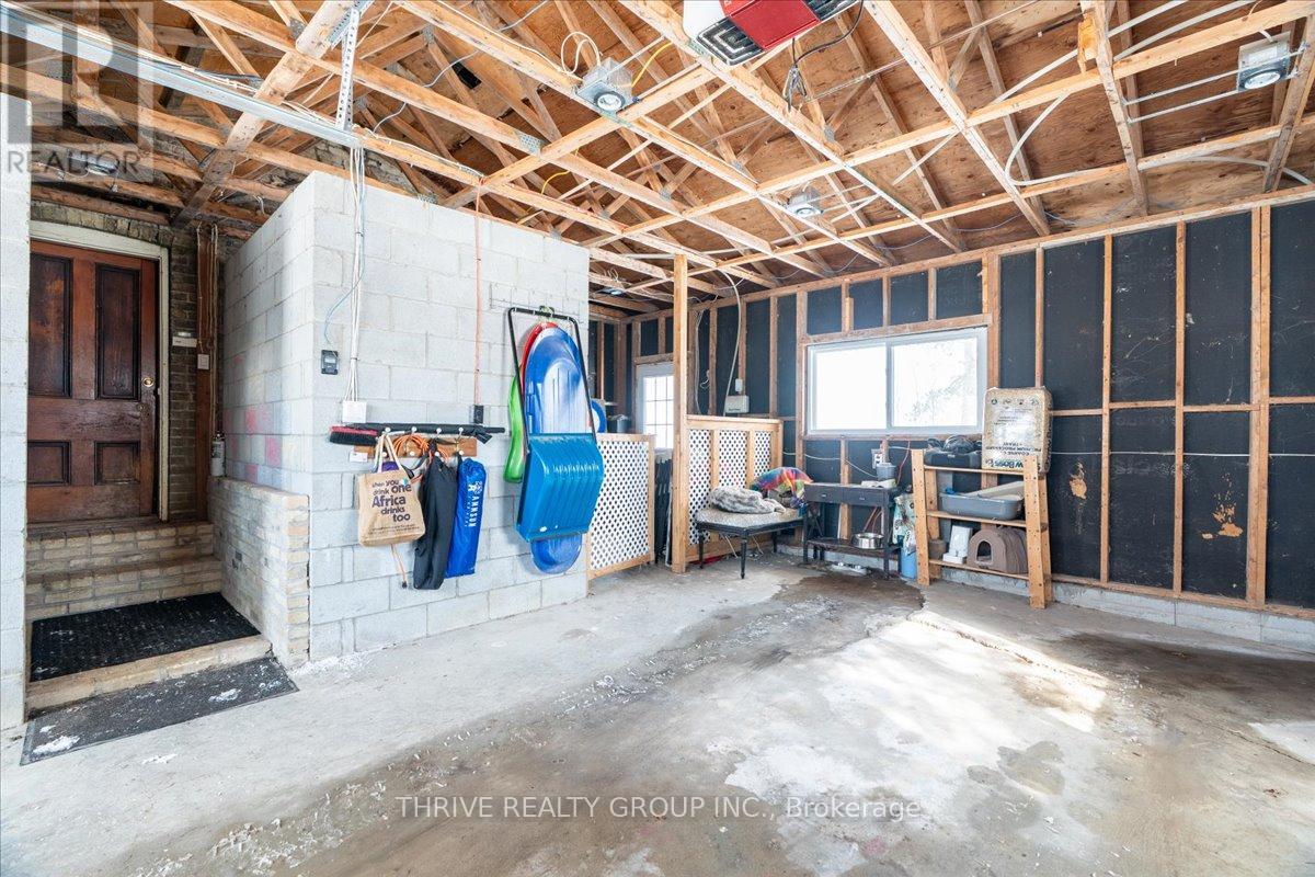 8567 Revere Drive, Lucan Biddulph, Ontario  N0M 1V0 - Photo 44 - X12795168