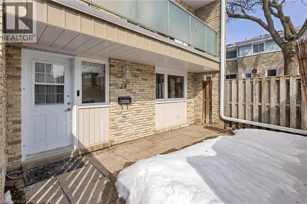 35 Breckenridge Drive Unit# 28, Kitchener, Ontario  N2B 3H5 - Photo 4 - 40814081