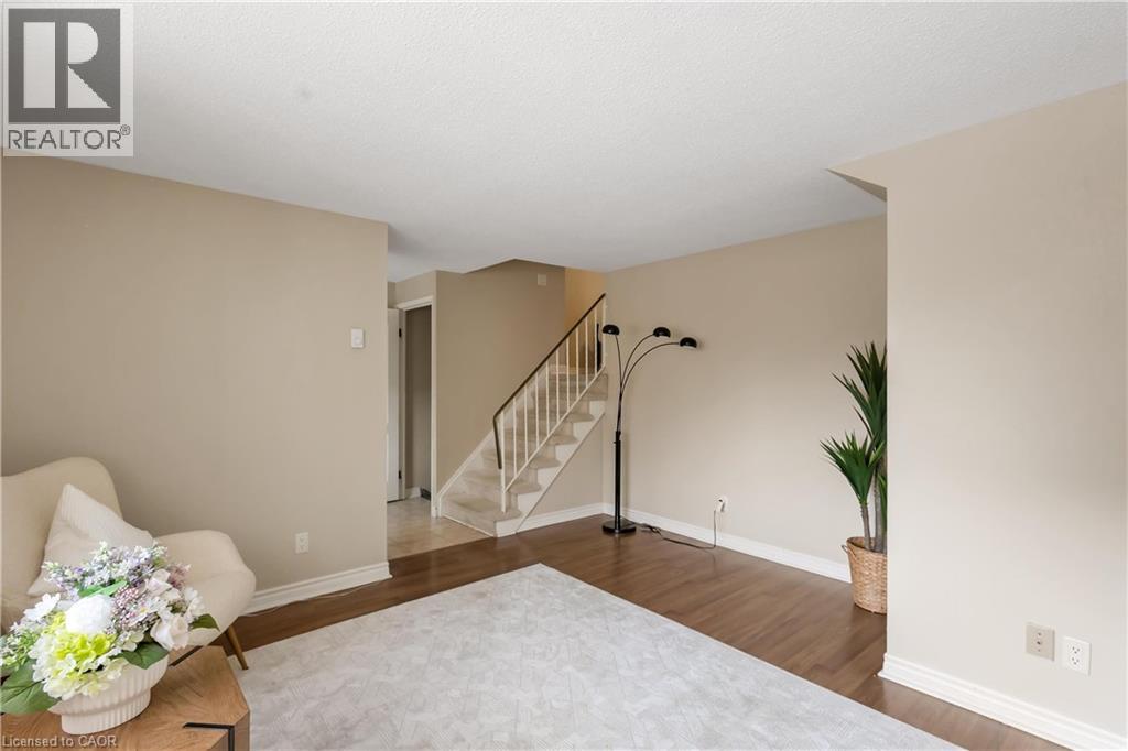 35 Breckenridge Drive Unit# 28, Kitchener, Ontario  N2B 3H5 - Photo 8 - 40814081