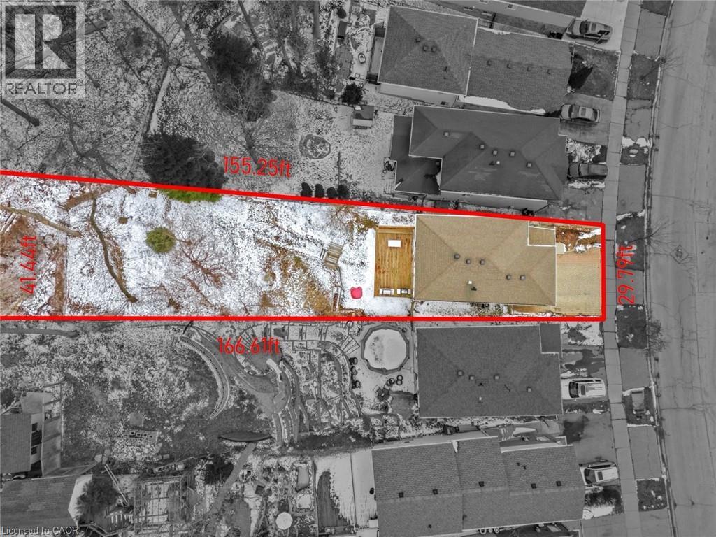 332 Keewatin Avenue, Kitchener, Ontario  N2B 3W6 - Photo 2 - 40813617