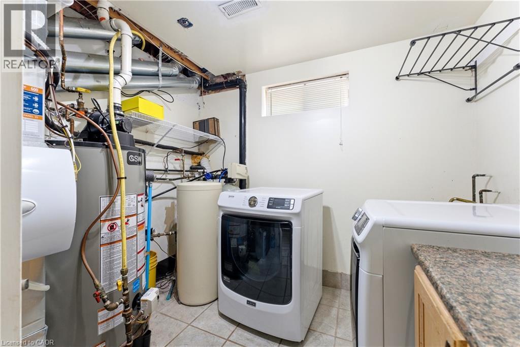 332 Keewatin Avenue, Kitchener, Ontario  N2B 3W6 - Photo 28 - 40813617