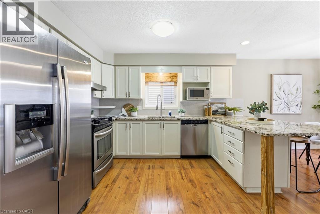 332 Keewatin Avenue, Kitchener, Ontario  N2B 3W6 - Photo 9 - 40813617