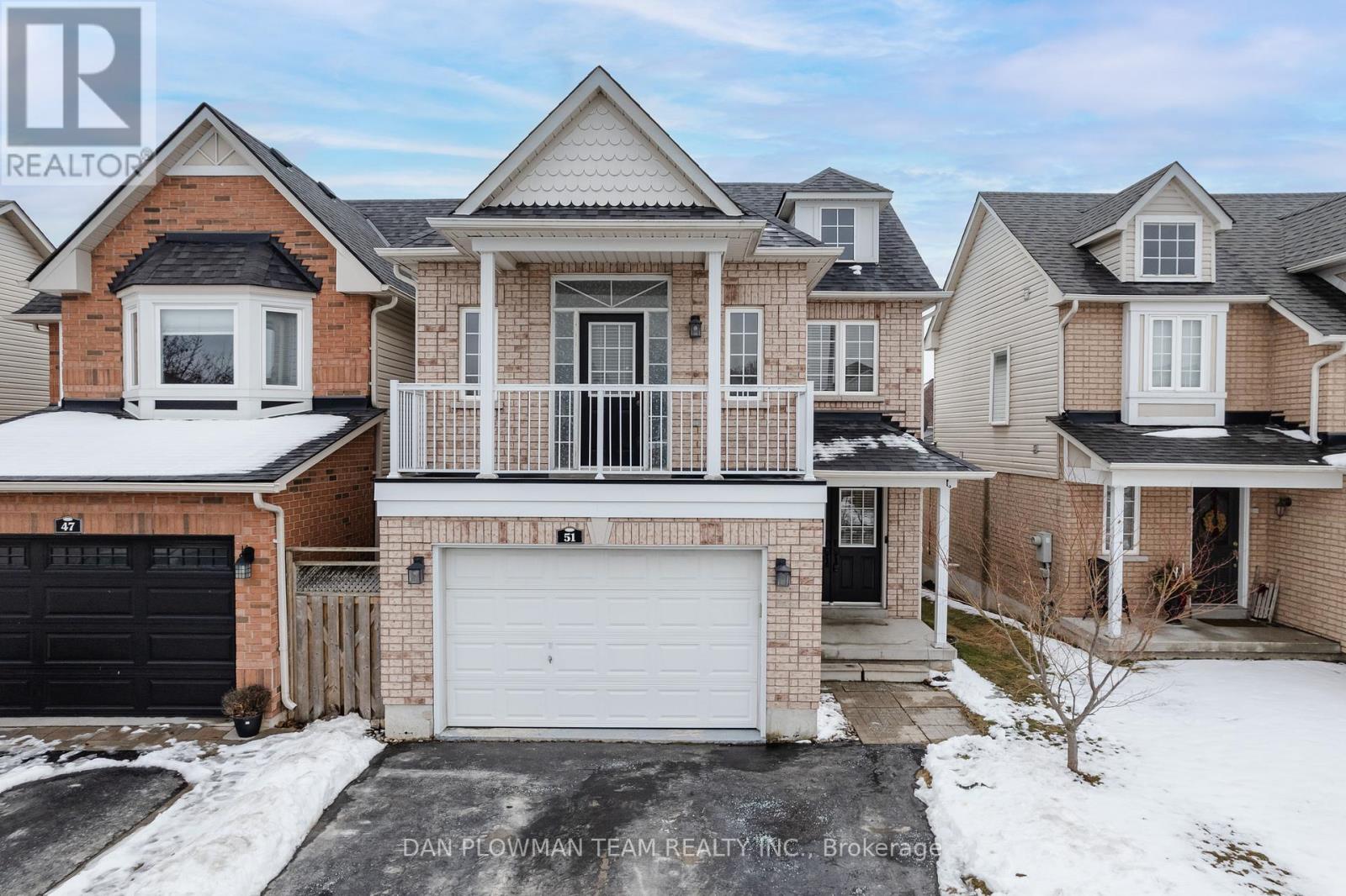 51 HUTTON PLACE, Clarington, Ontario