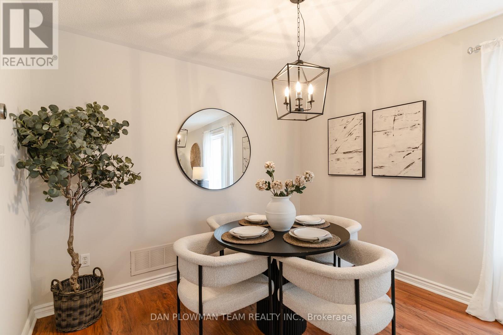 51 Hutton Place, Clarington, Ontario  L1C 5H5 - Photo 6 - E12909044