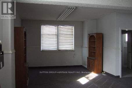 1688 Central Street W, Pickering, Ontario  L1Y 1B2 - Photo 3 - E12909094