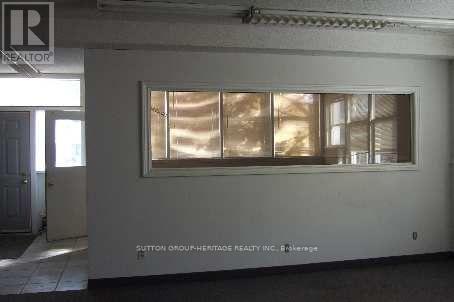 1688 Central Street W, Pickering, Ontario  L1Y 1B2 - Photo 6 - E12909094