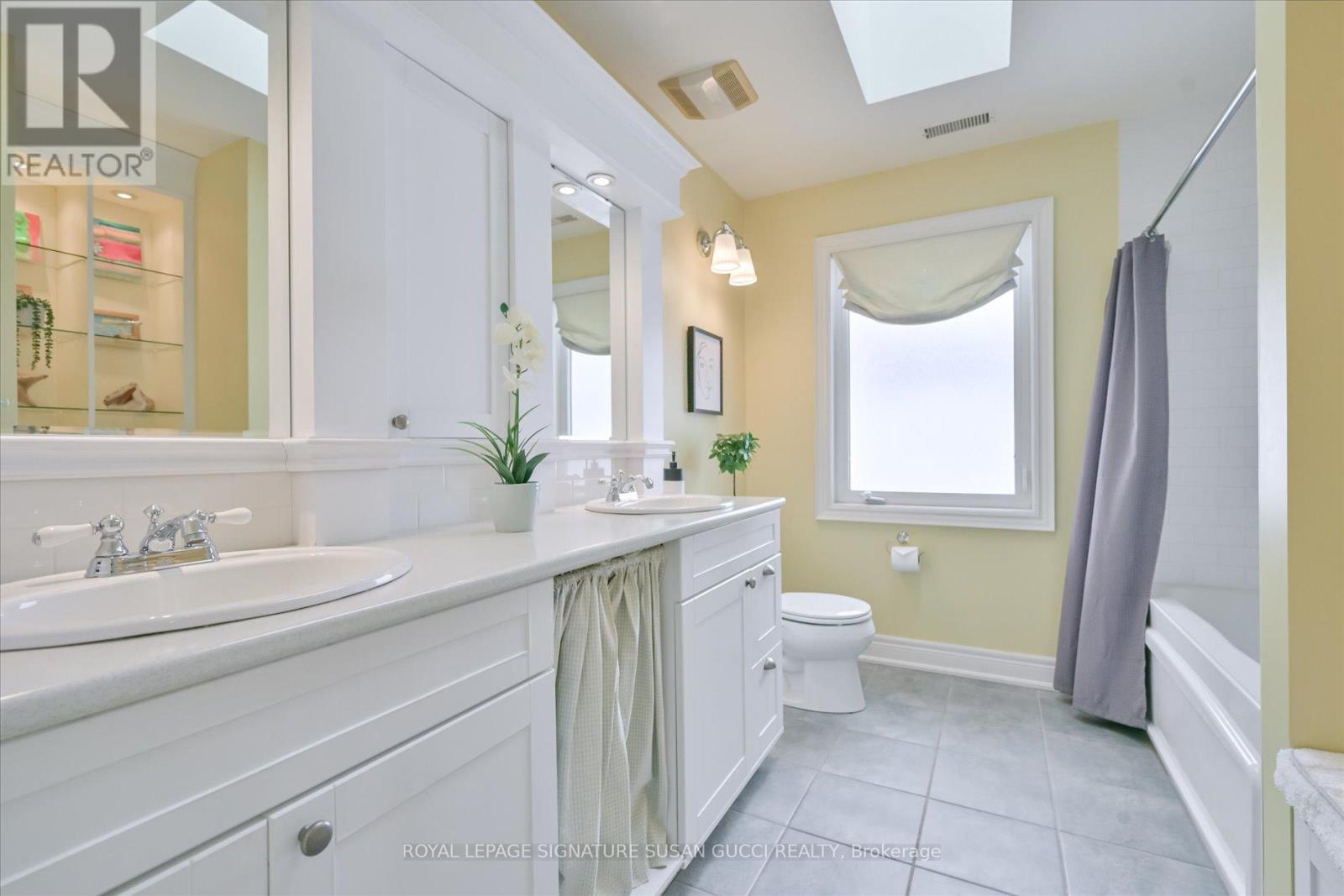 8 Fairside Avenue, Toronto, Ontario  M4C 3G9 - Photo 30 - E12909166