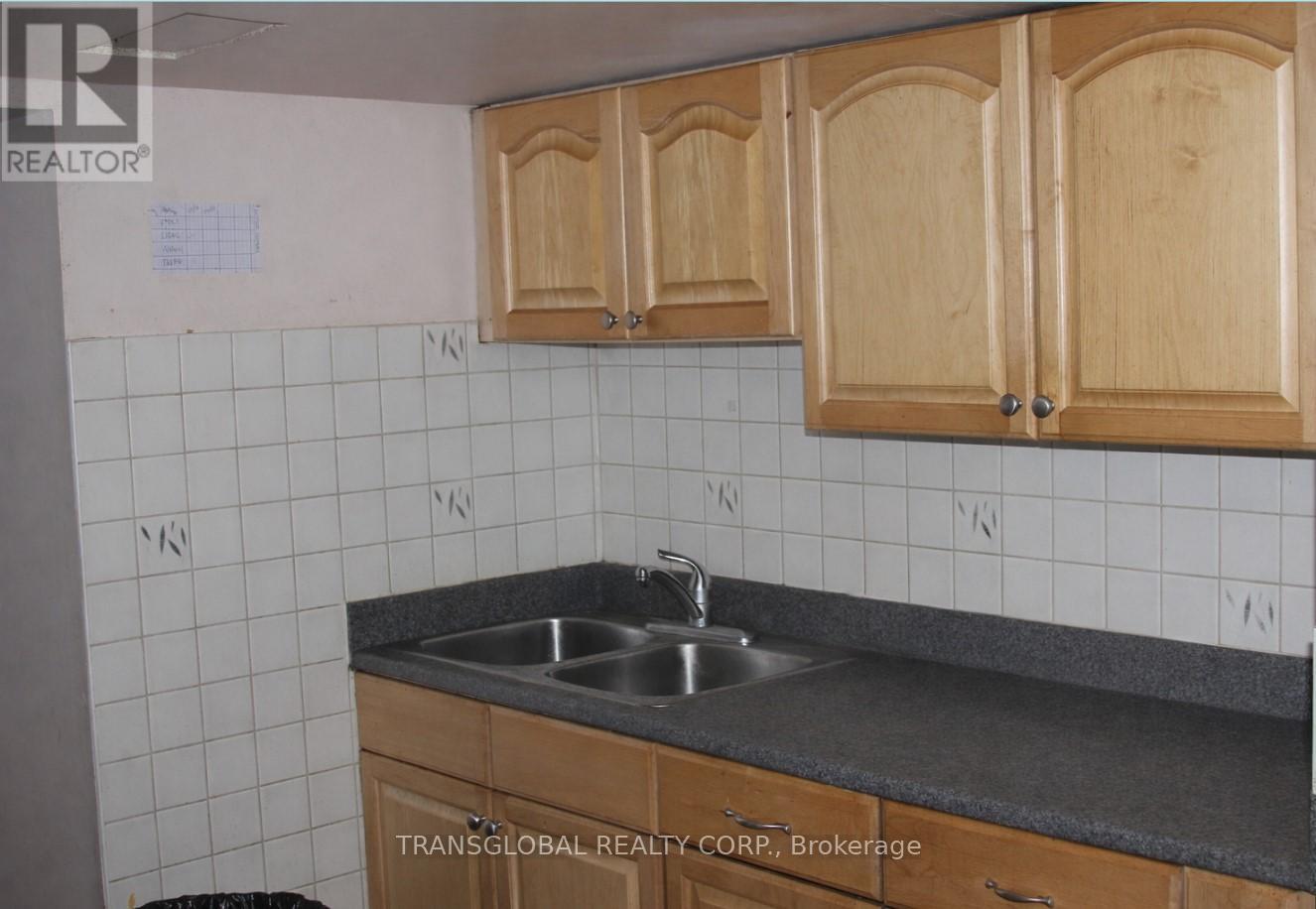 77 Wye Valley Road, Toronto (Dorset Park), Ontario  M1P 2A7 - Photo 10 - E12909254