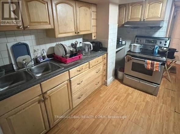 77 Wye Valley Road, Toronto (Dorset Park), Ontario  M1P 2A7 - Photo 12 - E12909254