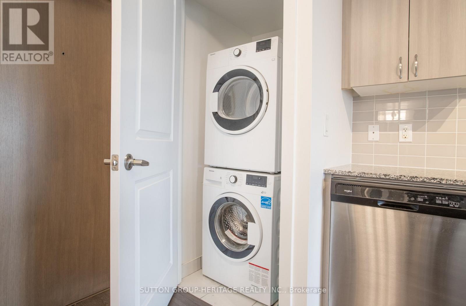 203 - 1255 Bayly Street, Pickering (Bay Ridges), Ontario  L1W 0B6 - Photo 16 - E12909294