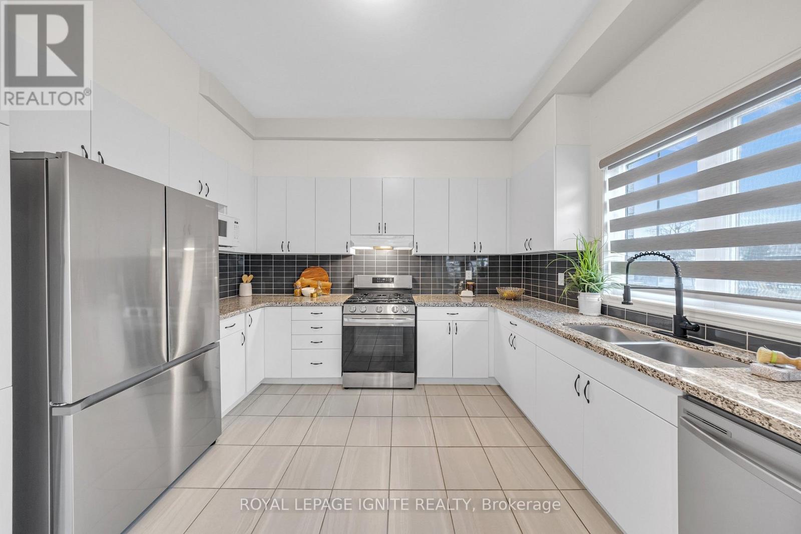 3 Creedon Crescent, Ajax, Ontario  L1T 0P7 - Photo 15 - E12909344