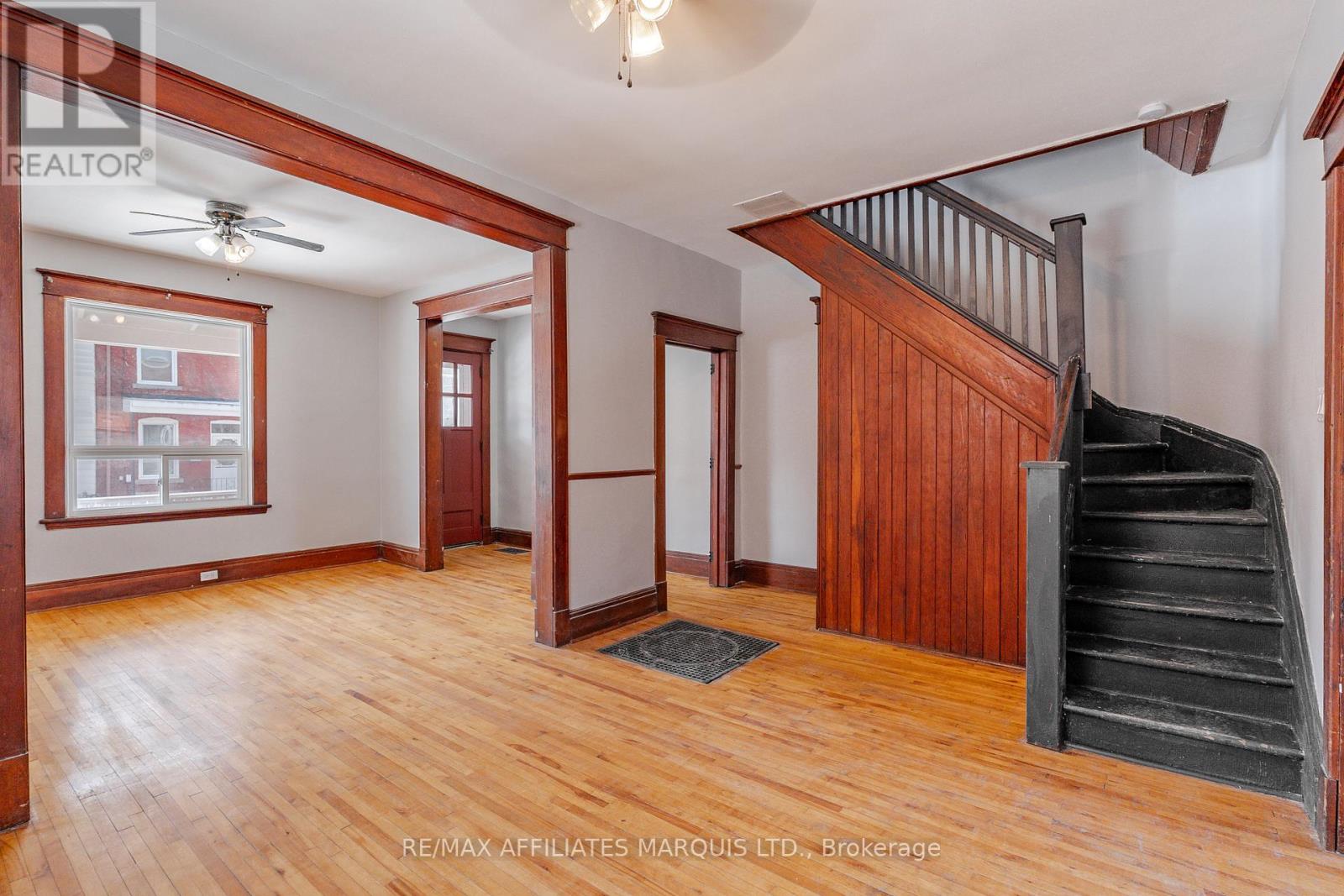 127 First Street W, Cornwall, Ontario  K6J 1C2 - Photo 9 - X12909238