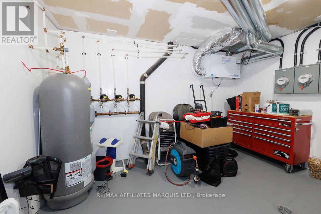 280 Industrial Boulevard, North Glengarry, Ontario K0C 1A0 - Photo 29 - X12909350