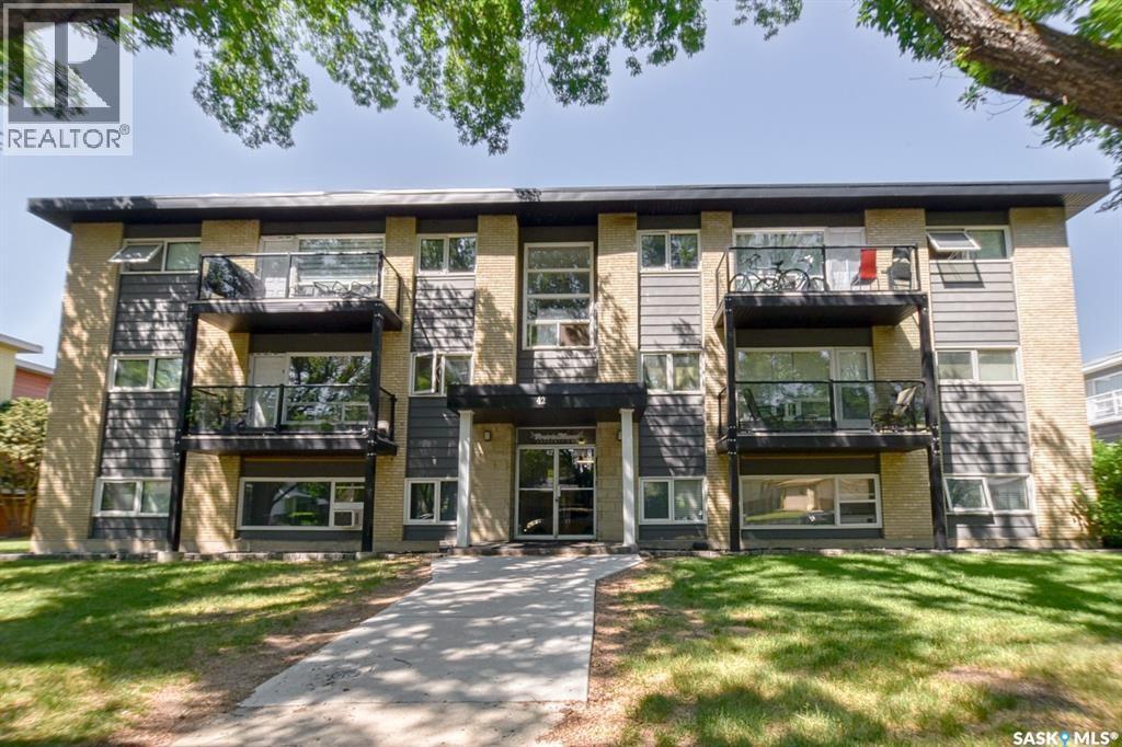 #34 42 Spence Street, Regina, Saskatchewan  S4S 4H4 - Photo 1 - SK031049