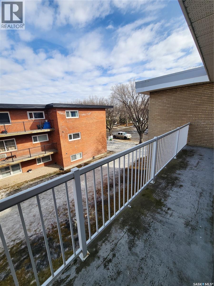 20 38 Spence Street, Regina, Saskatchewan  S4S 4H4 - Photo 25 - SK031026