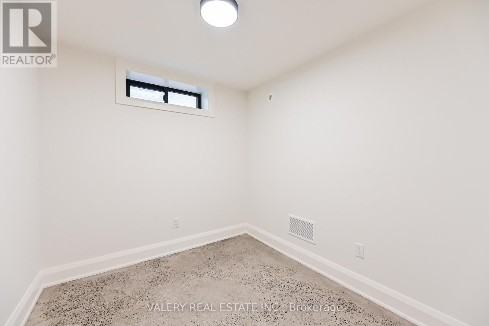 Lower - 31 Roslin Avenue, Toronto, Ontario  M4N 1Y8 - Photo 10 - C12681748