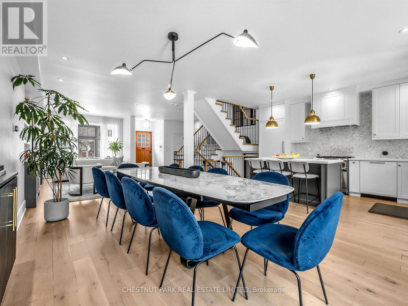 35 Castle Frank Road, Toronto, Ontario  M4W 2Z5 - Photo 6 - C12908762