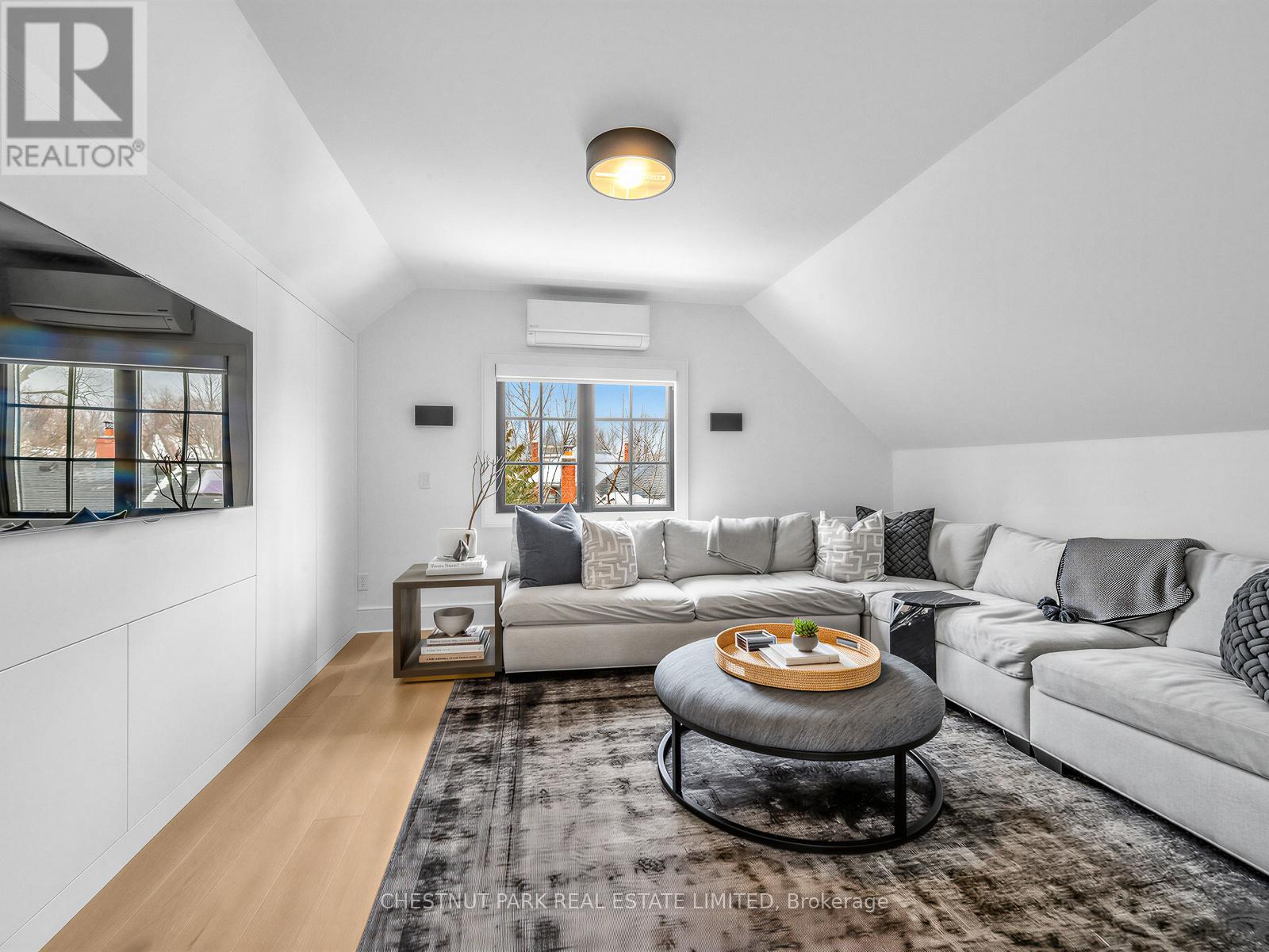 35 Castle Frank Road, Toronto, Ontario  M4W 2Z5 - Photo 28 - C12908762